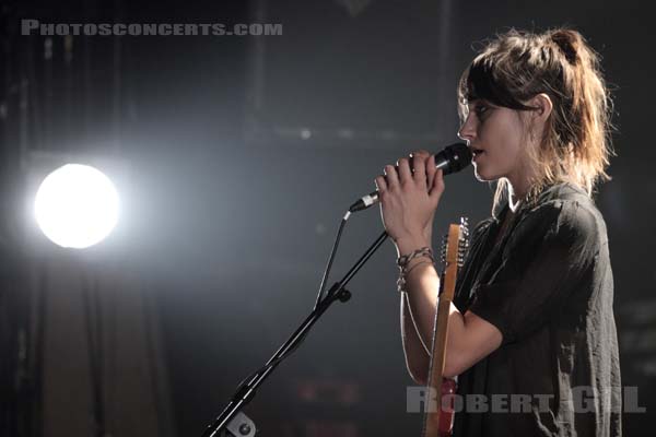 WARPAINT - 2011-05-26 - PARIS - Le Bataclan - 